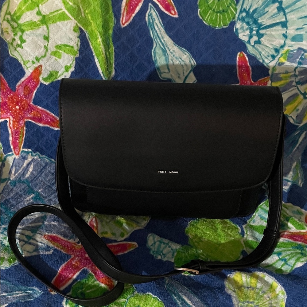 Pixie Mood Black Smooth Leather Crossbody Bag